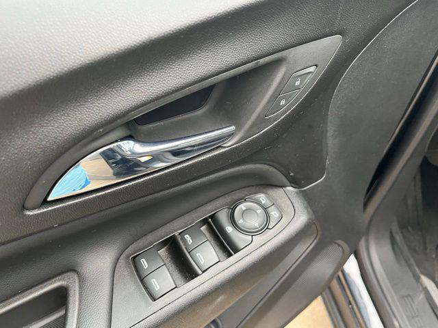 Photo of 2023 Iron Gray Metallic Chevrolet Equinox
