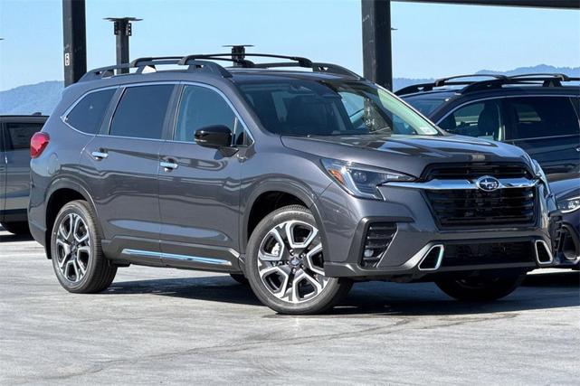Photo of 2025 Magnetite Gray Metallic Subaru Ascent