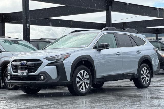 Photo of 2025 Ice Silver Metallic Subaru Outback