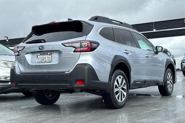 Photo of 2025 Ice Silver Metallic Subaru Outback