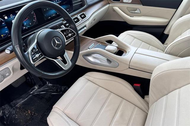 Photo of 2022 White Mercedes-Benz GLE 350