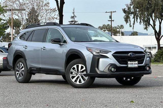 Photo of 2025 Ice Silver Metallic Subaru Outback