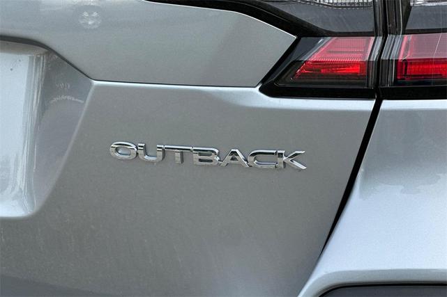 Photo of 2025 Ice Silver Metallic Subaru Outback