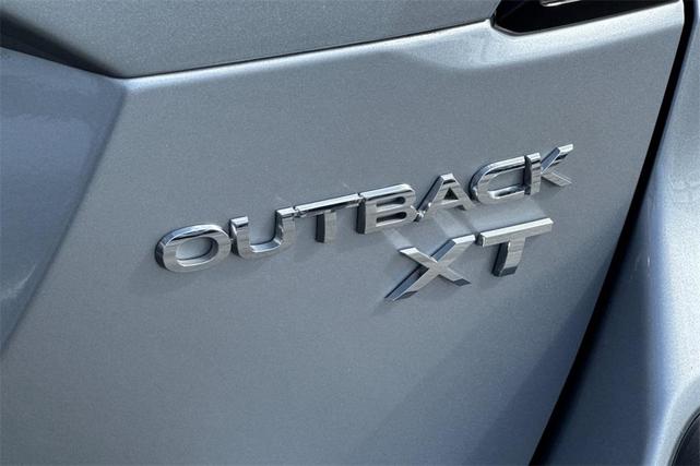 Photo of 2025 Ice Silver Metallic Subaru Outback