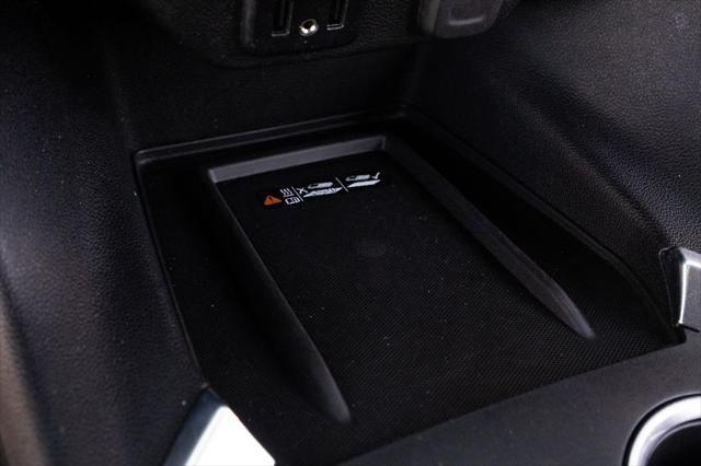 Photo of 2022 Mosaic Black Metallic Chevrolet Traverse