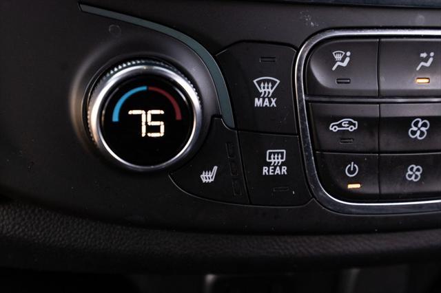 Photo of 2022 Mosaic Black Metallic Chevrolet Traverse