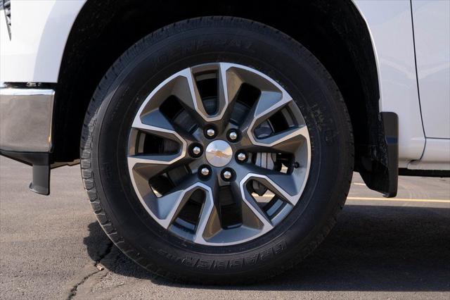 Photo of 2025 Summit White Chevrolet Silverado 1500