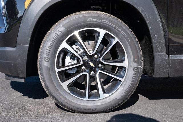 Photo of 2026 Mosaic Black Metallic Chevrolet Trailblazer