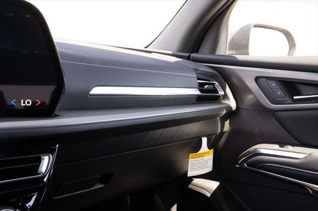 Photo of 2025 Radiant Red Tintcoat Chevrolet Traverse