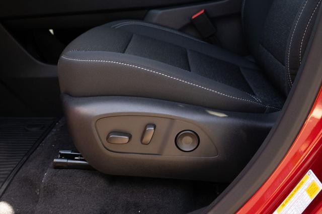Photo of 2025 Radiant Red Tintcoat Chevrolet Traverse