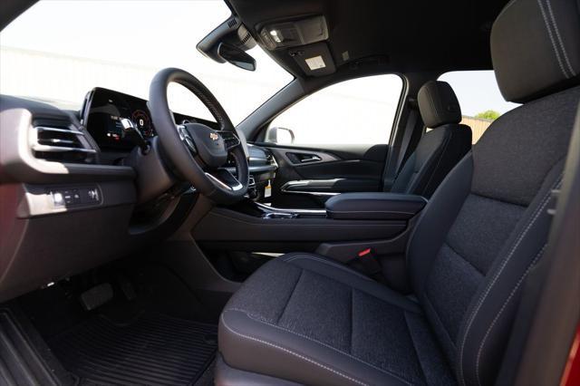 Photo of 2025 Radiant Red Tintcoat Chevrolet Traverse