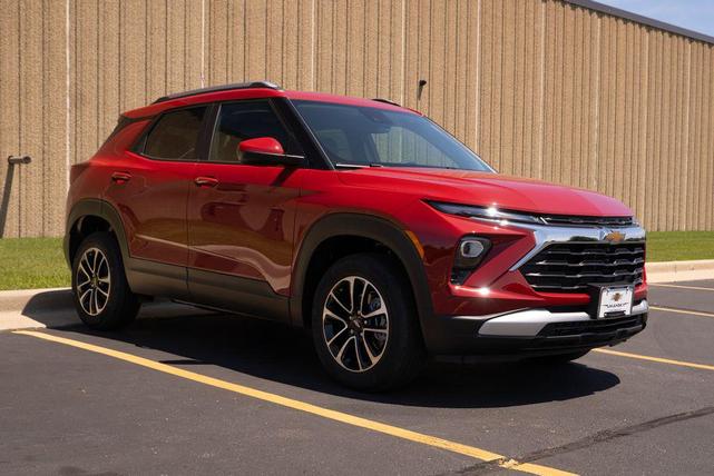 Photo of 2026 Apex Red Chevrolet Trailblazer