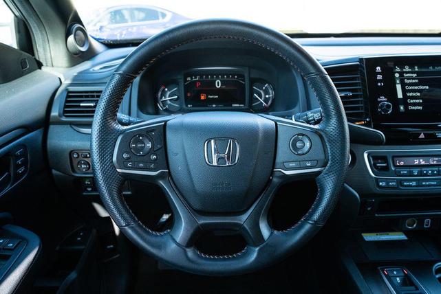 Photo of 2022 Lunar Silver Metallic Honda Passport