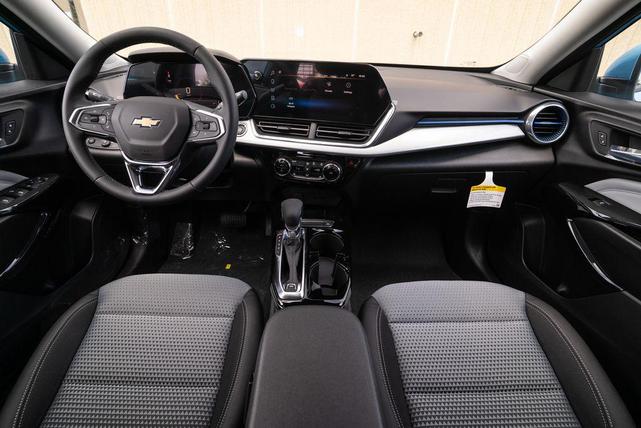 Photo of 2025 Marina Blue Metallic Chevrolet Trax