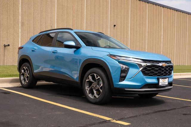 Photo of 2025 Marina Blue Metallic Chevrolet Trax