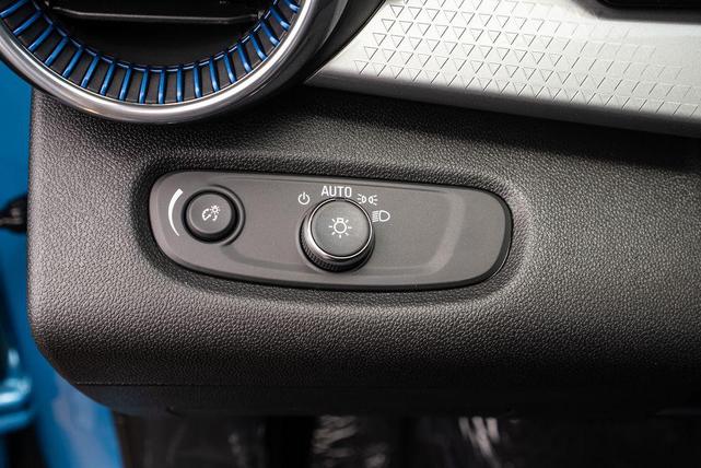 Photo of 2025 Marina Blue Metallic Chevrolet Trax