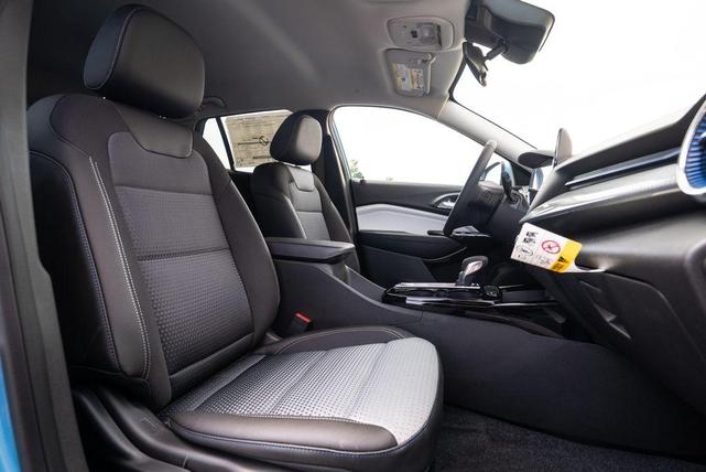 Photo of 2025 Marina Blue Metallic Chevrolet Trax
