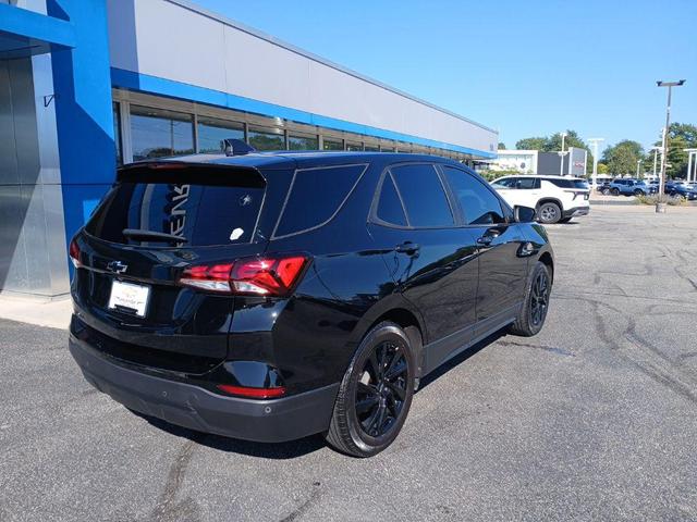 Photo of 2023 Mosaic Black Metallic Chevrolet Equinox