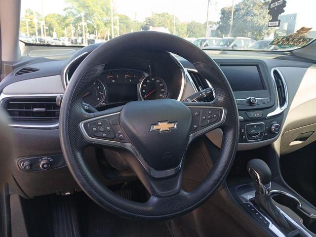 Photo of 2023 Mosaic Black Metallic Chevrolet Equinox