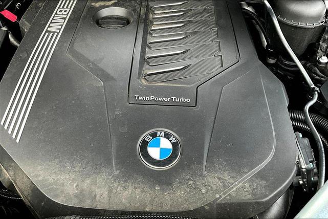 Photo of 2019 Arctic Gray Metallic BMW X7