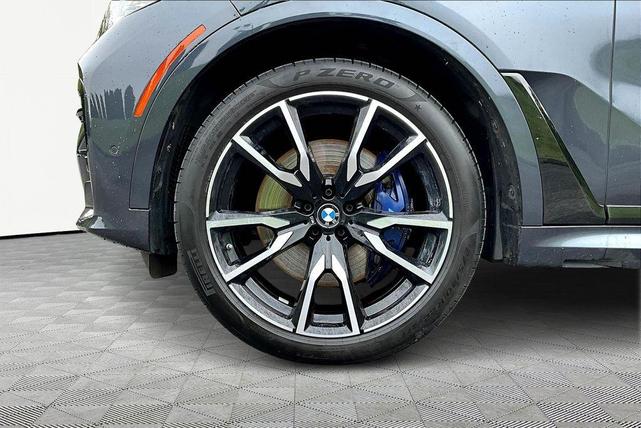 Photo of 2019 Arctic Gray Metallic BMW X7