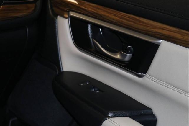 Photo of 2019 Tan Honda CR-V
