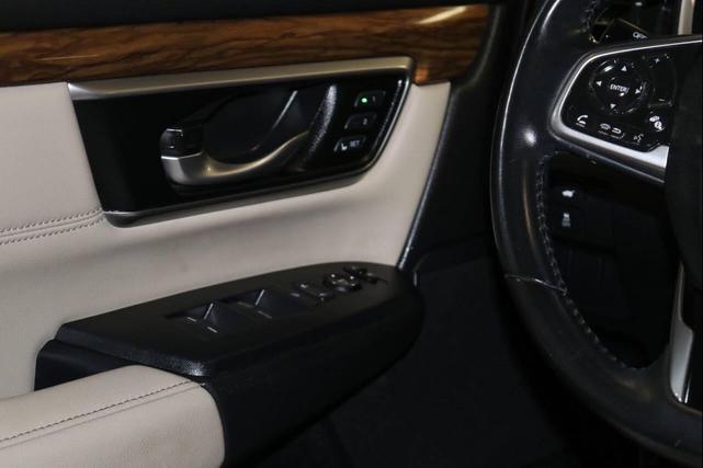 Photo of 2019 Tan Honda CR-V