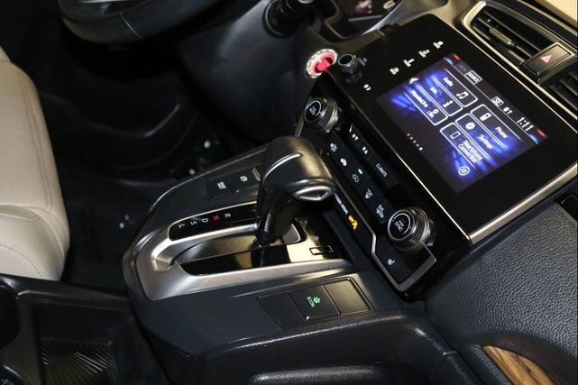 Photo of 2019 Tan Honda CR-V