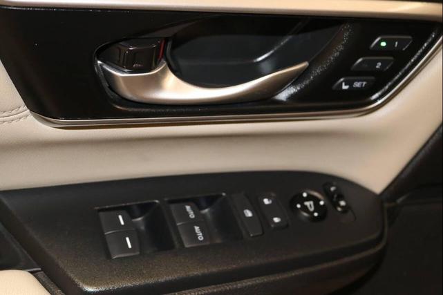 Photo of 2019 Tan Honda CR-V
