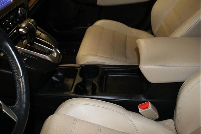 Photo of 2019 Tan Honda CR-V