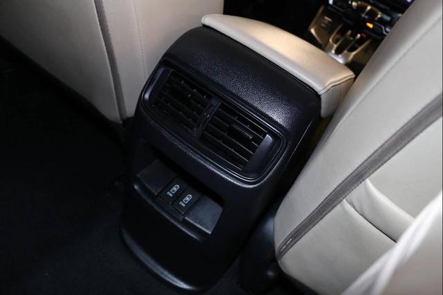 Photo of 2019 Tan Honda CR-V