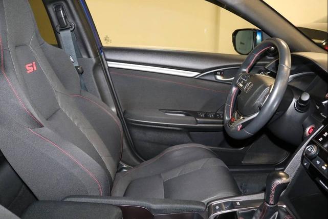 Photo of 2018 Aegean Blue Metallic Honda Civic
