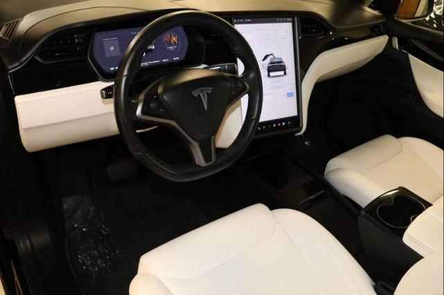 Photo of 2018 Black Tesla Model X