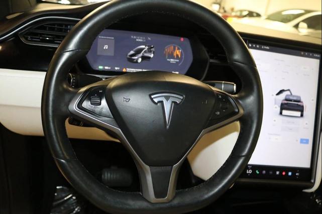 Photo of 2018 Black Tesla Model X