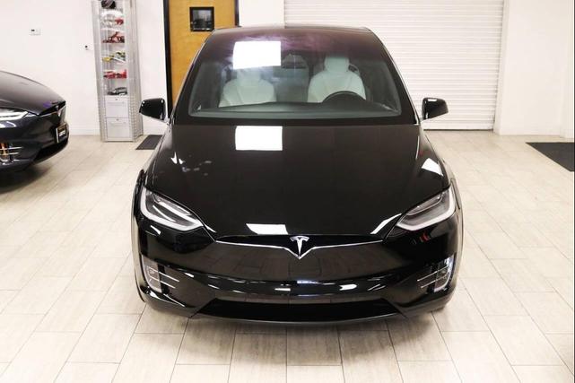 Photo of 2018 Black Tesla Model X