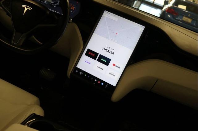 Photo of 2018 Black Tesla Model X