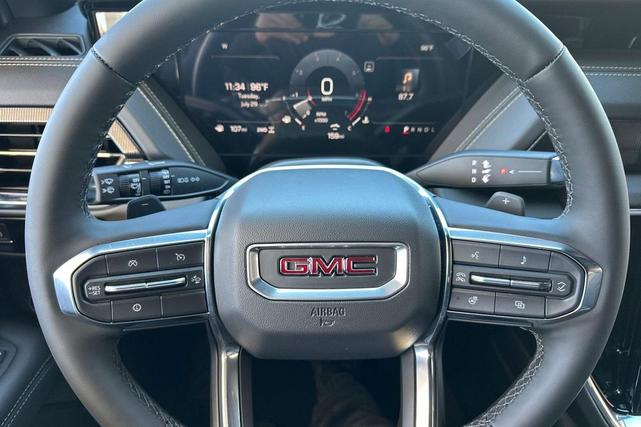 Photo of 2025 Volcanic Red Tintcoat GMC Yukon