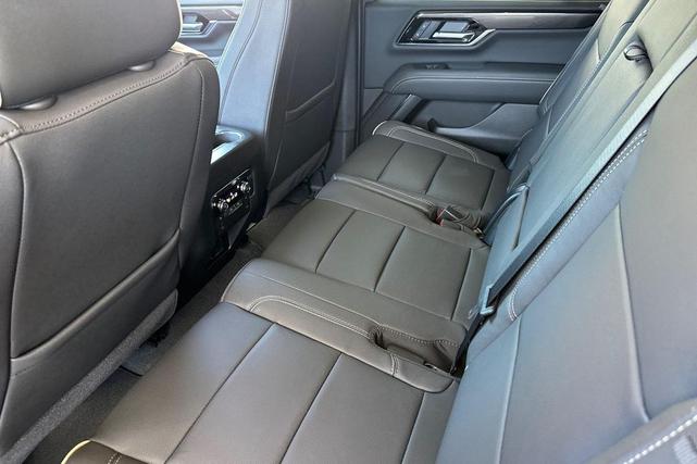 Photo of 2025 Volcanic Red Tintcoat GMC Yukon