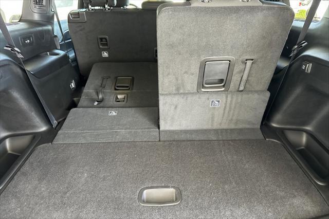 Photo of 2025 Baltic Gray Metallic Clearcoat Jeep Grand Cherokee L