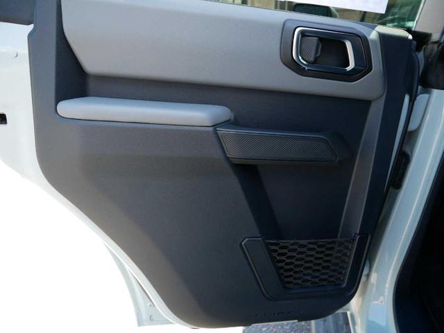 Photo of 2022 Gray Ford Bronco