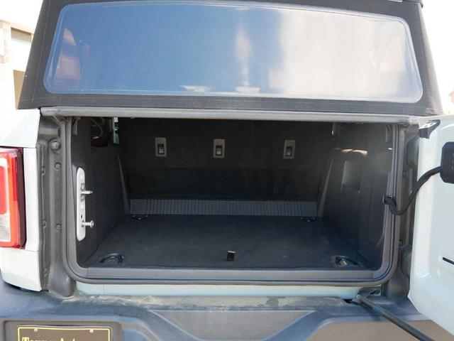 Photo of 2022 Gray Ford Bronco