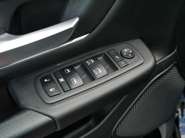 Photo of 2022 Black RAM 1500