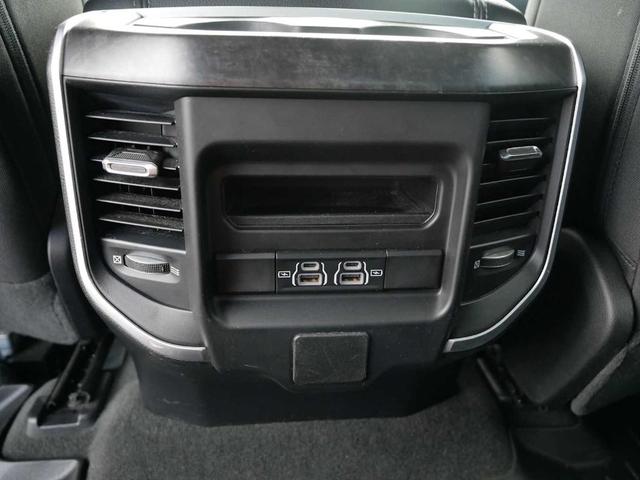 Photo of 2022 Black RAM 1500