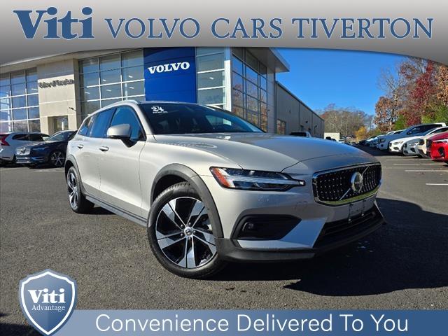 2024 Volvo V60 Cross Country