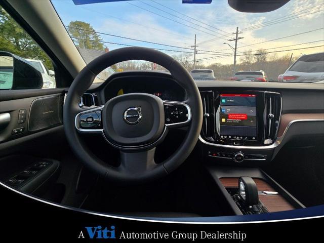 Photo of 2025 Vapour Grey Metallic Volvo S60