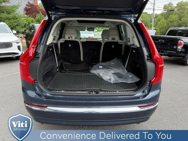 Photo of 2023 Denim Blue Volvo XC90