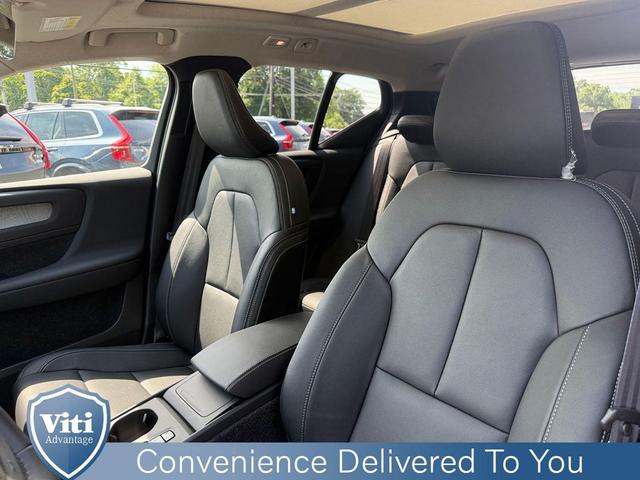 Photo of 2026 Denim Blue Volvo XC40
