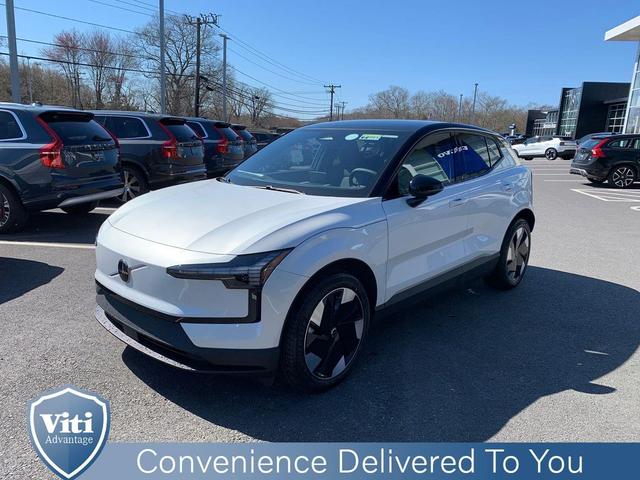 Photo of 2025 Crystal White Volvo EX30