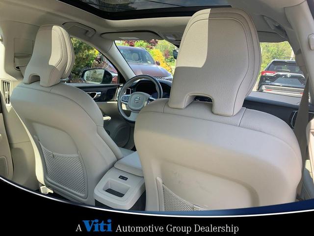 Photo of 2024 Gray Volvo S60