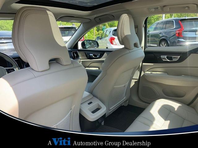 Photo of 2024 Gray Volvo S60